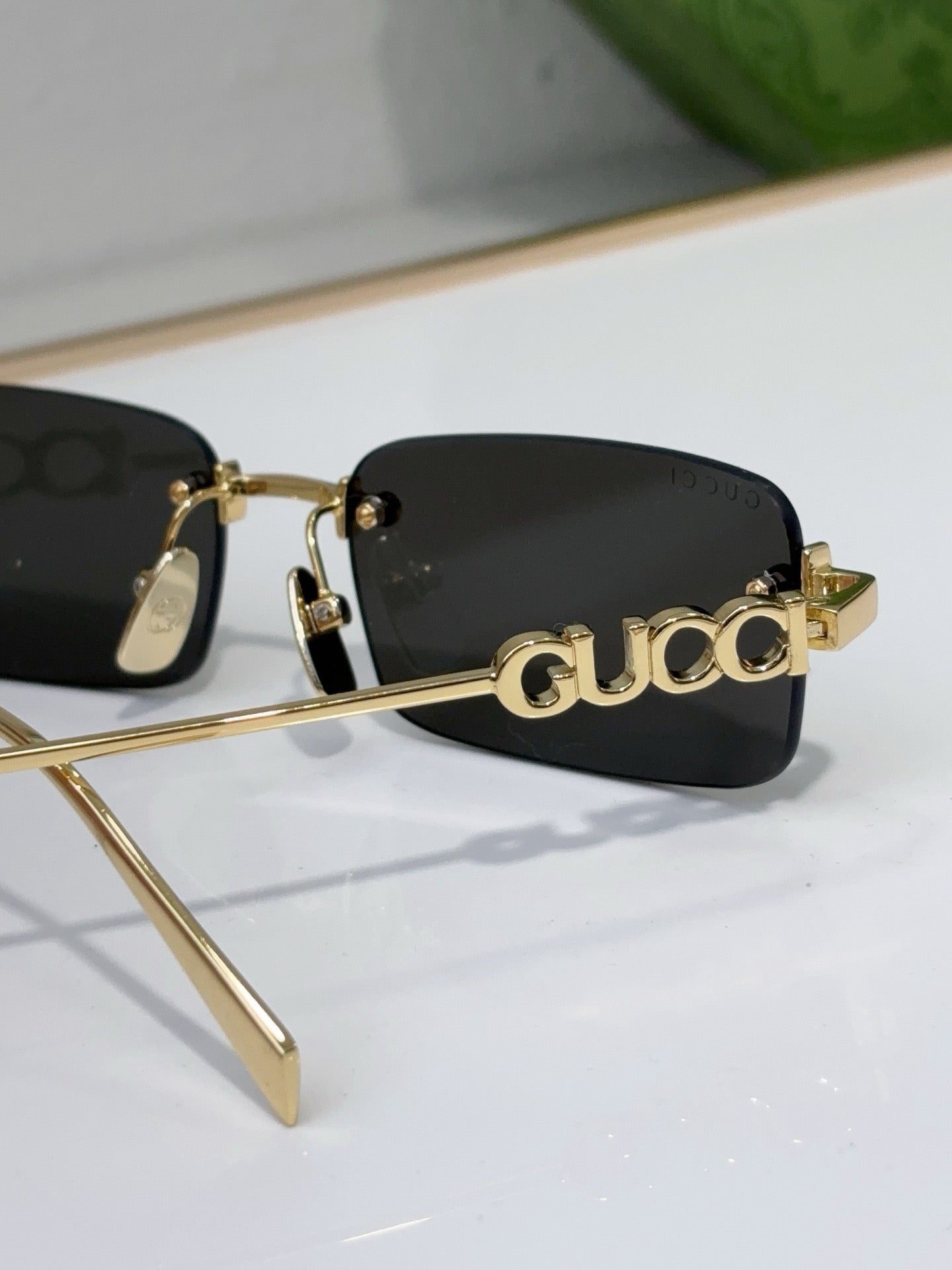 GG* Eyewear SIZE: 52-19-145