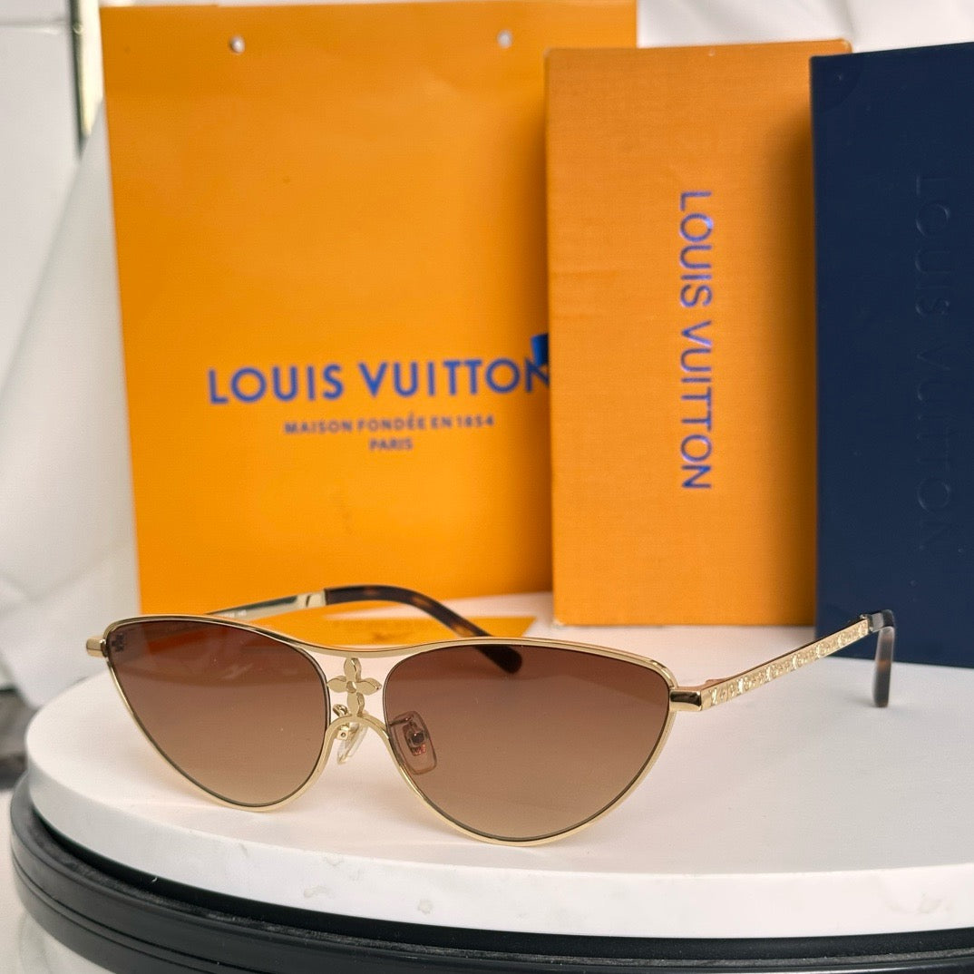 Louis Eyewear SIZE: 61-14-145