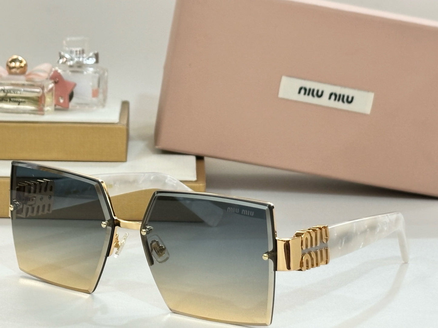 MIU MI* Eyewear SIZE: 63-14-140