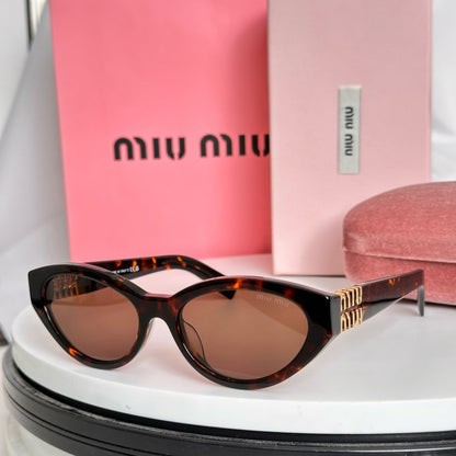 MIU MI* Eyewear SIZE: 50-18-140