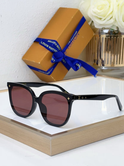 Louis Eyewear SIZE: 63-17-145
