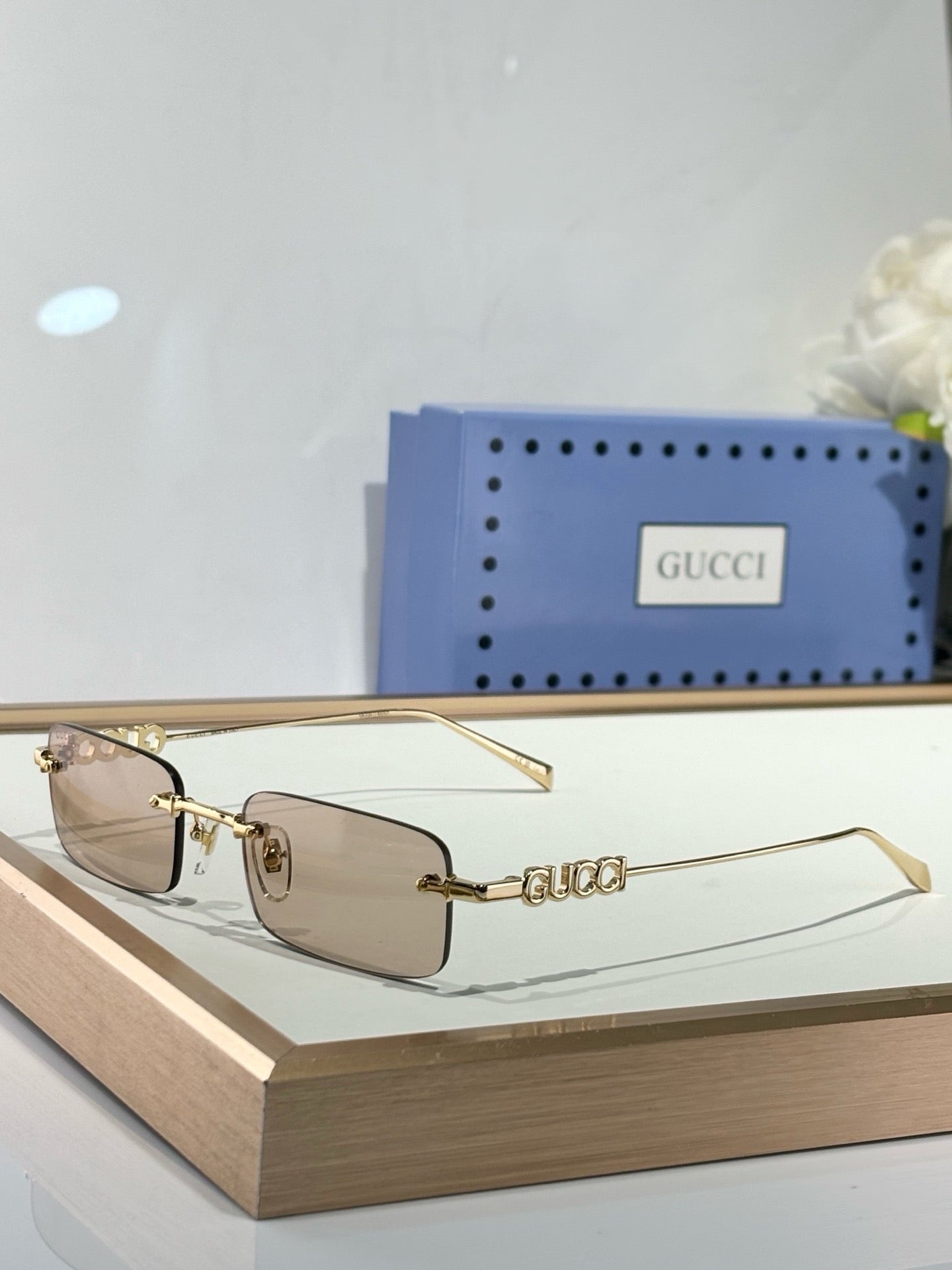 GG* Eyewear SIZE: 52-20-140