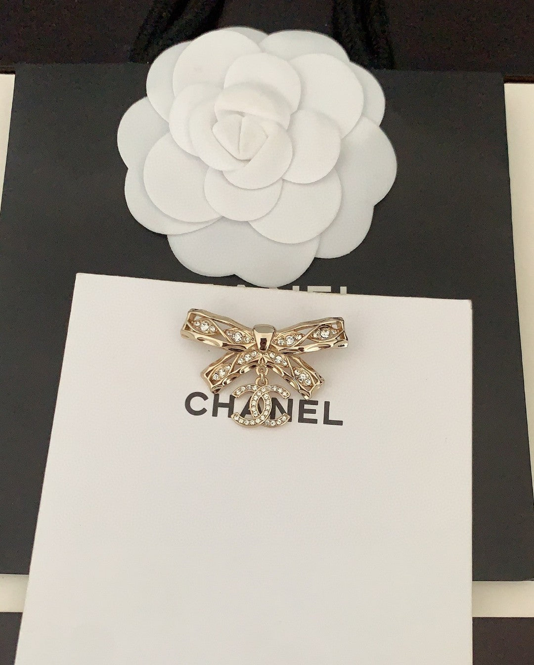 CC new arrival brooch 009