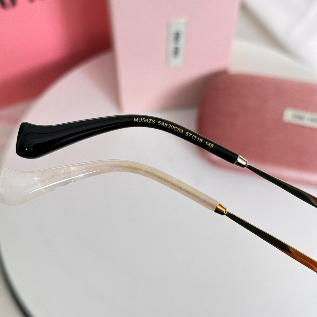 MIU MI* Eyewear SIZE: 57-18-145