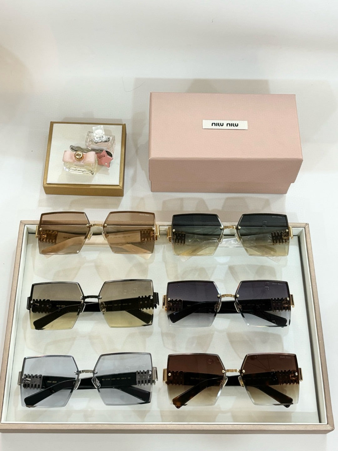 MIU MI* Eyewear SIZE: 63-14-140
