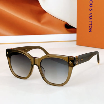 Louis Eyewear SIZE: 55-19-143