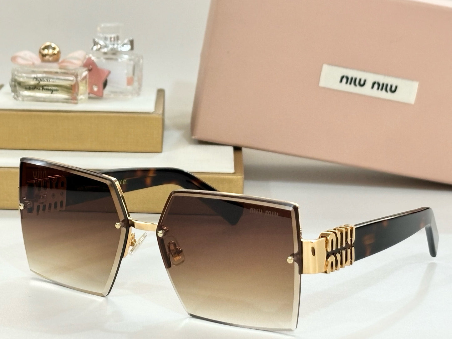 MIU MI* Eyewear SIZE: 63-14-140