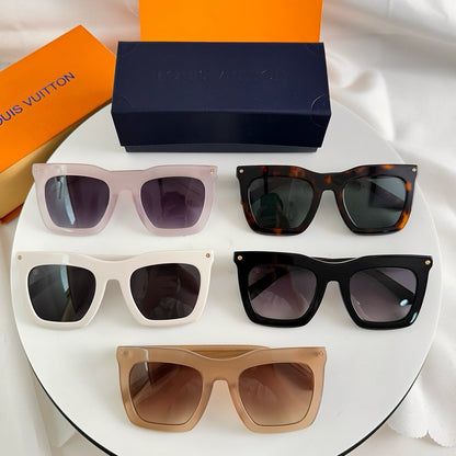Louis Eyewear SIZE: 53-23-145