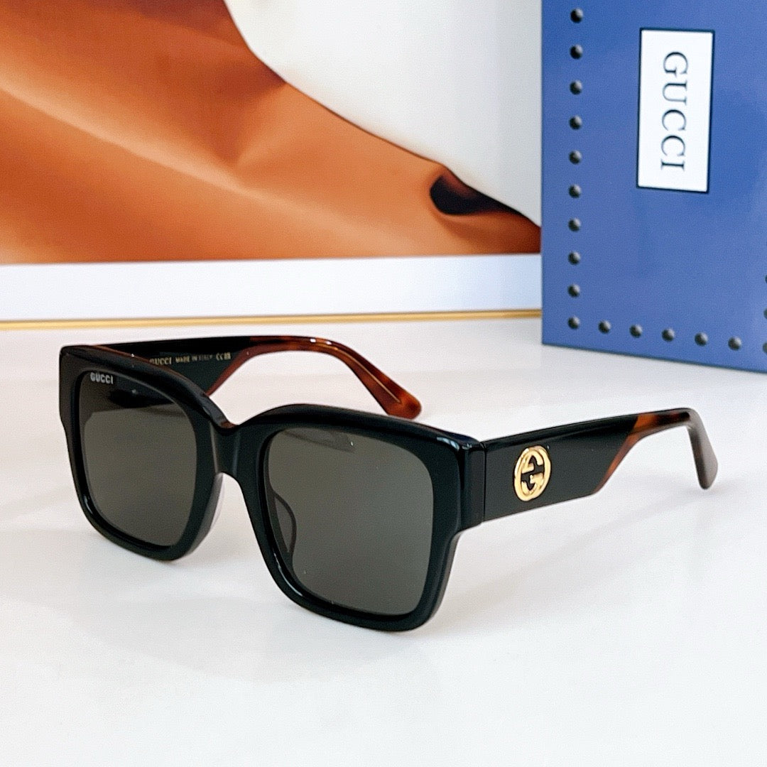 GG* Eyewear SIZE: 52-21-145