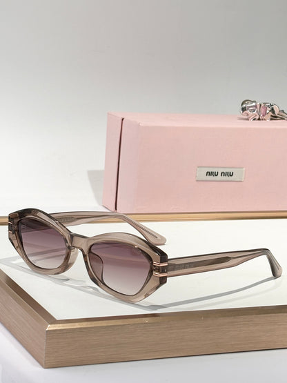 MIU MI* Eyewear SIZE: 55-20-148