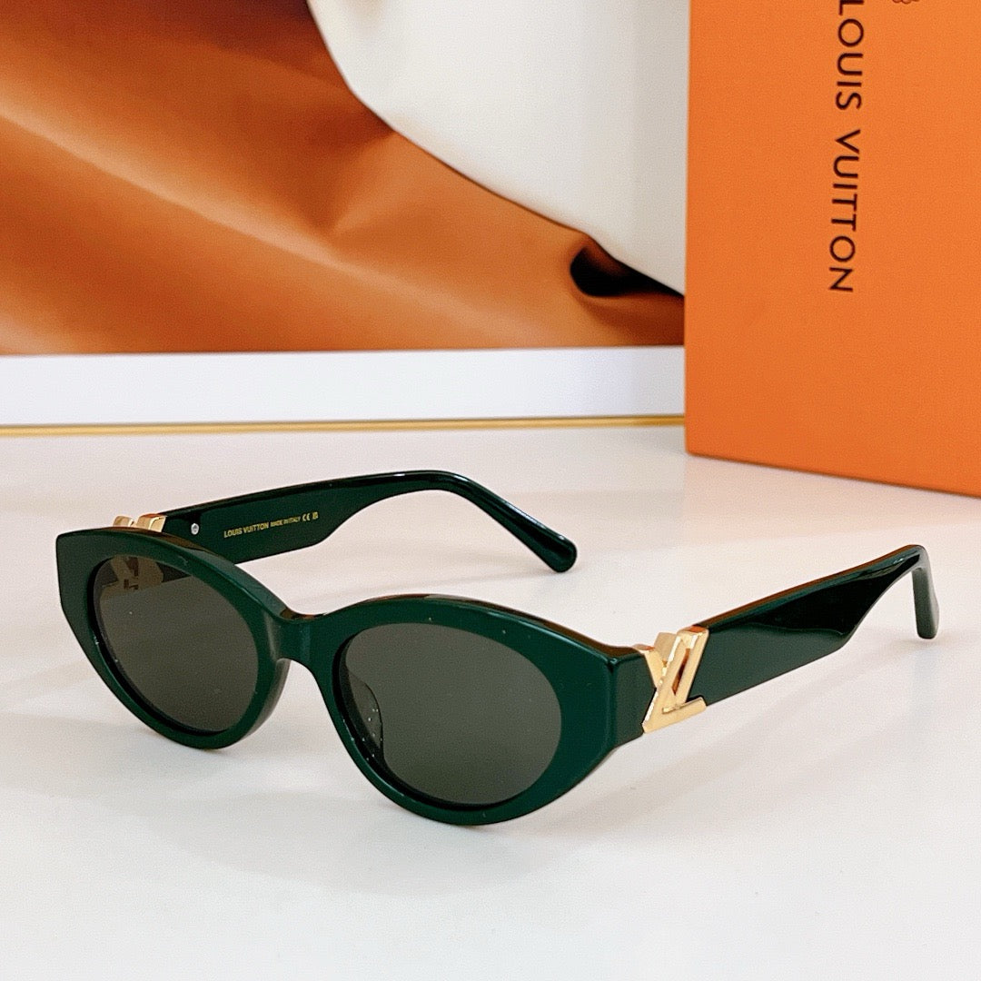 Louis Eyewear SIZE: 51-20-140