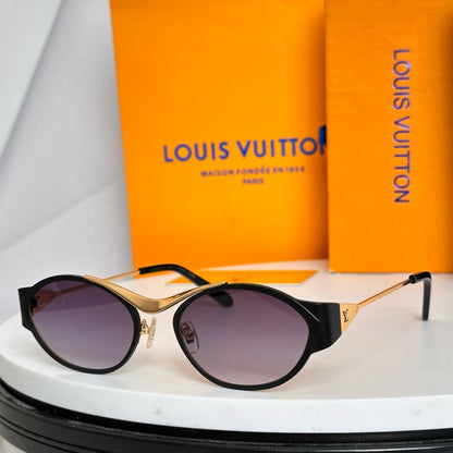 Louis Eyewear SIZE: 56-19-143