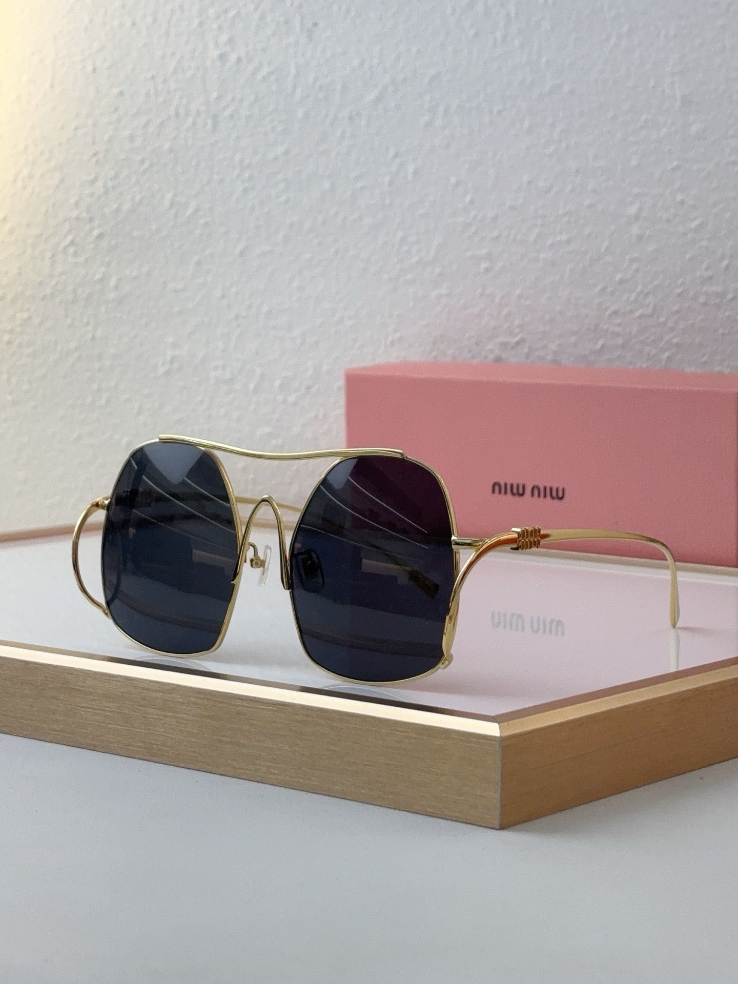 MIU MI* Eyewear SIZE: 56-19-140
