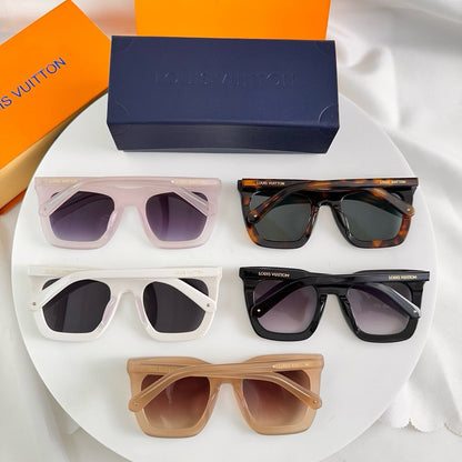 Louis Eyewear SIZE: 53-23-145