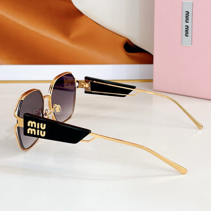 MIU MI* Eyewear SIZE: 56-18-142
