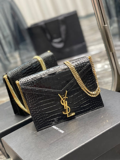 Y Cassandra Medium Chain Bag Black