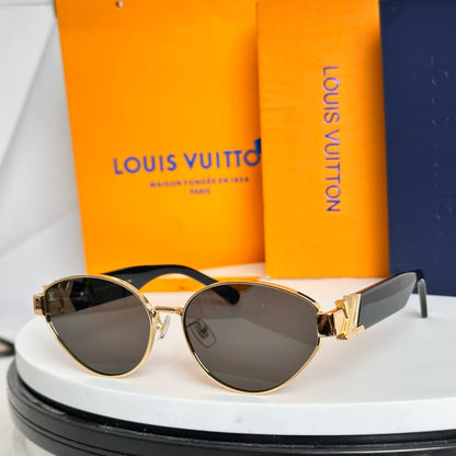 Louis Eyewear SIZE: 58-16-140