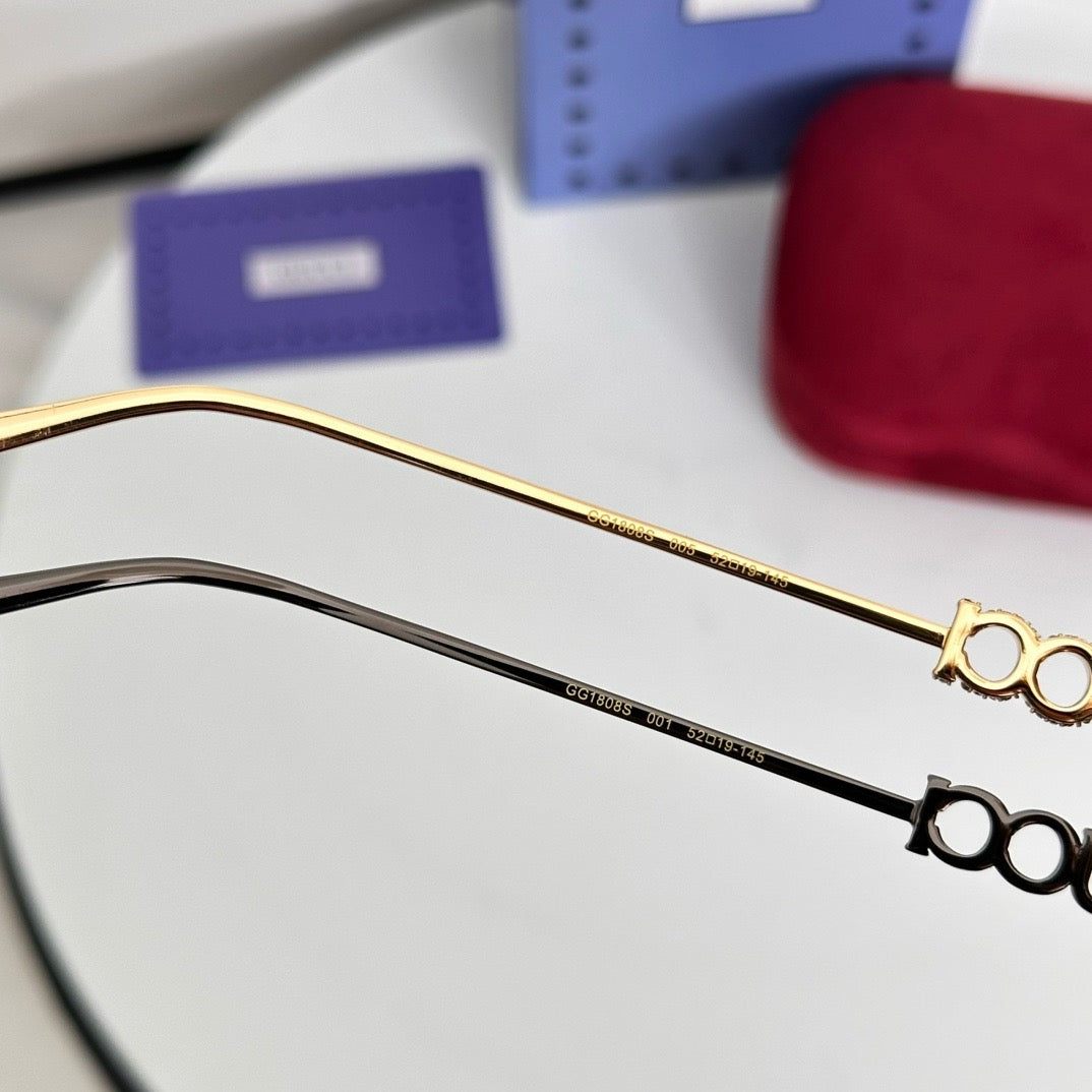 GG* Eyewear SIZE: 52-19-145