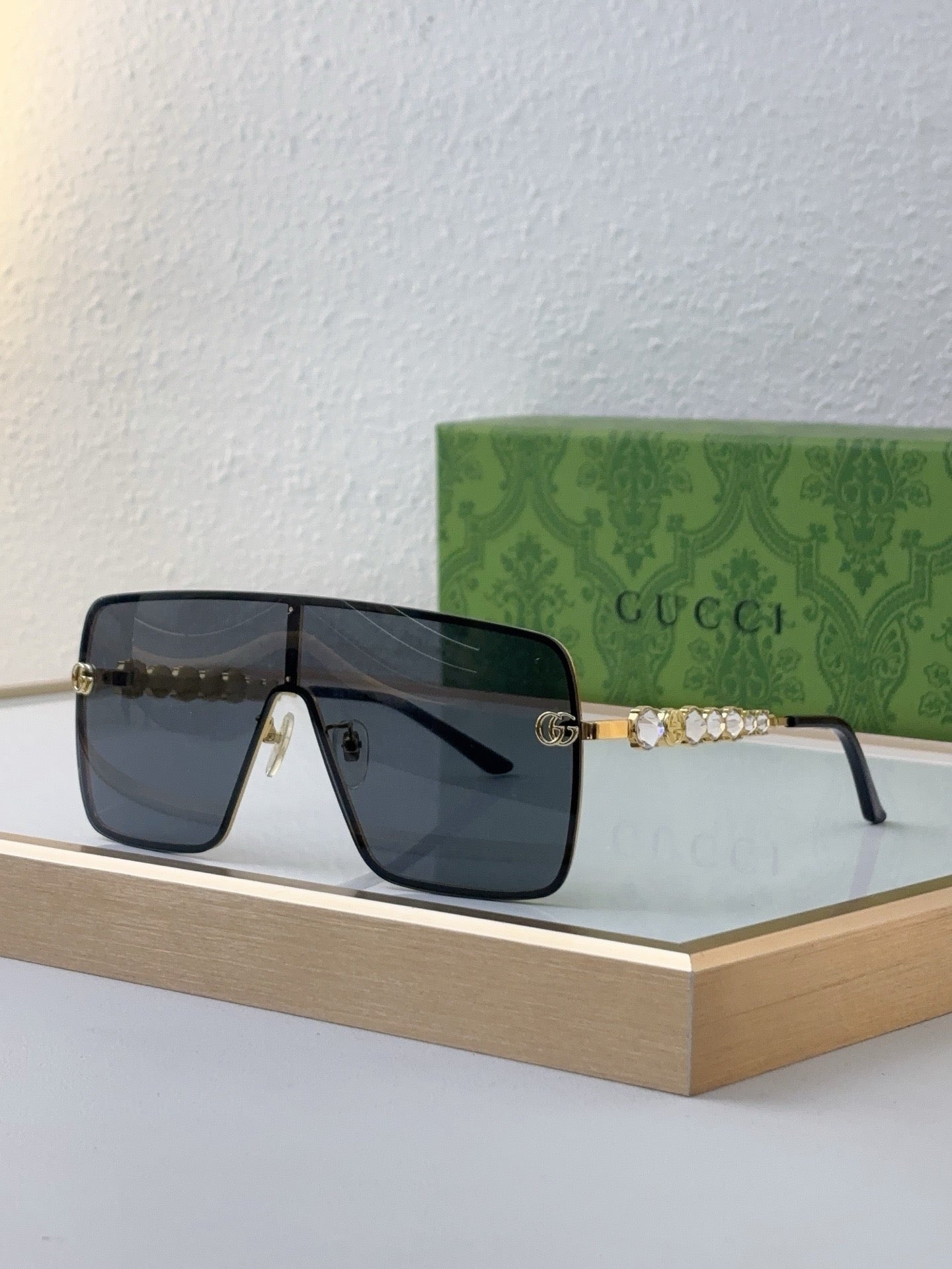 GG* Eyewear SIZE: 138-1-145