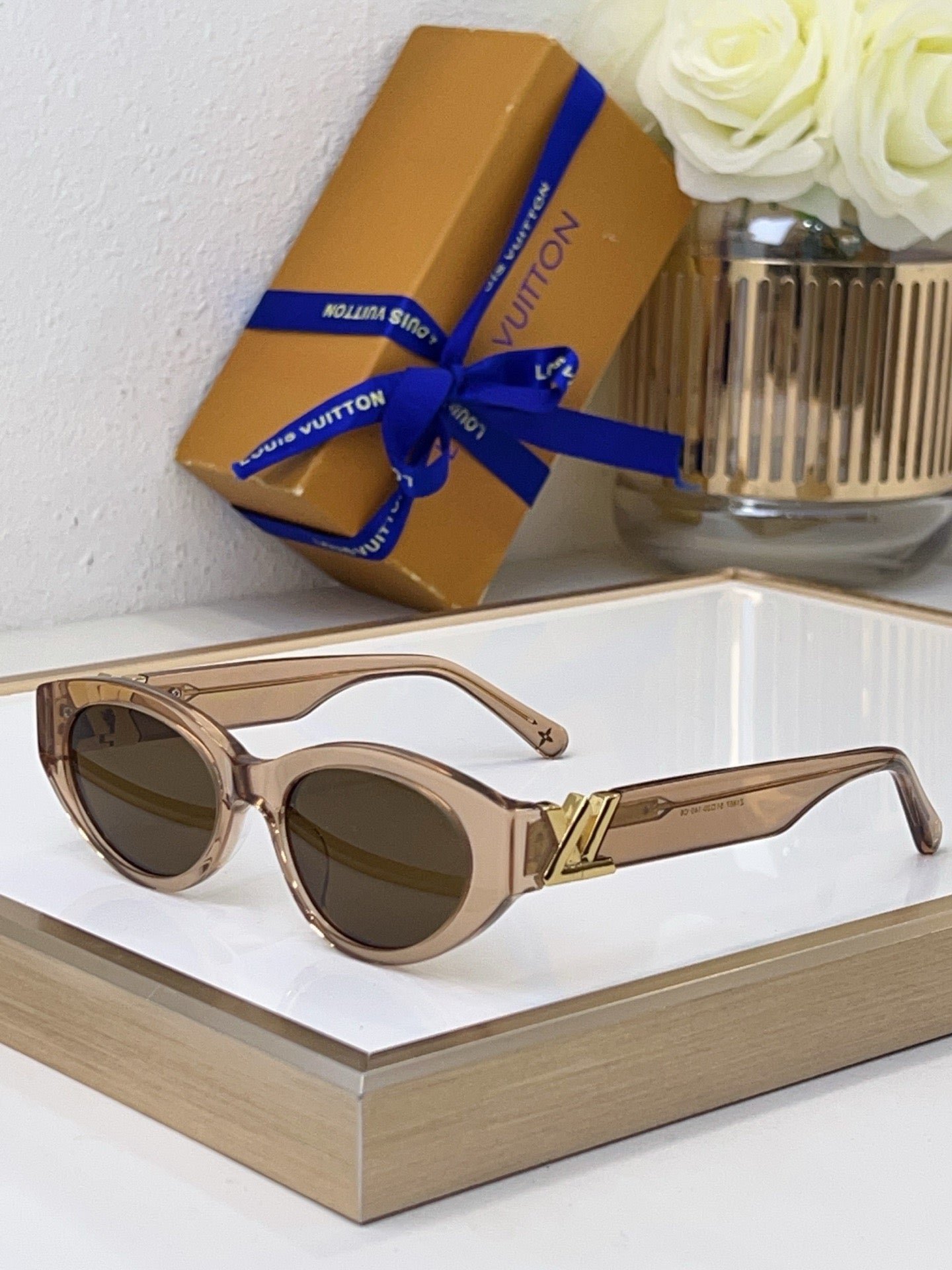 Louis Eyewear SIZE: 51-20-140