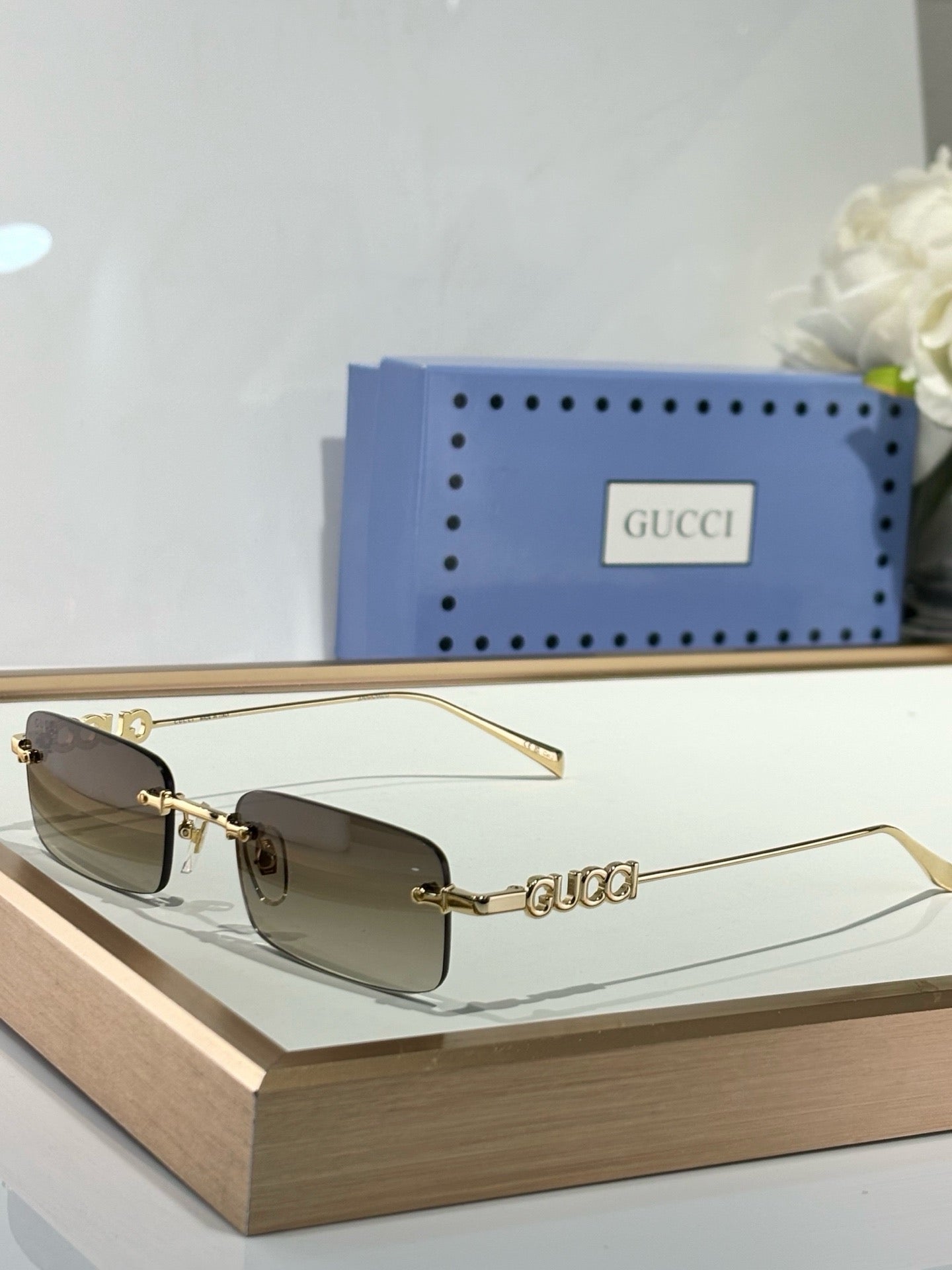 GG* Eyewear SIZE: 52-20-140