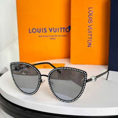 Louis Eyewear SIZE: