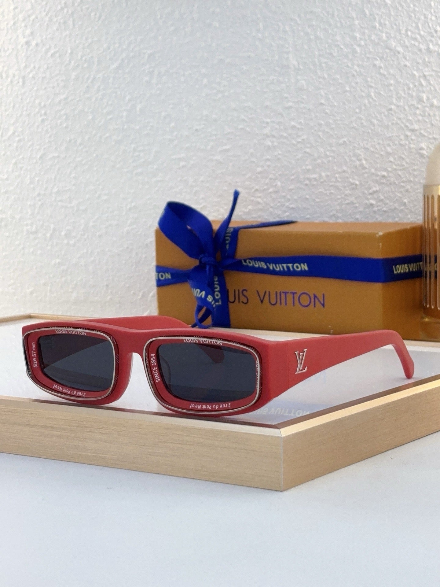 Louis Eyewear SIZE: 54-22-145