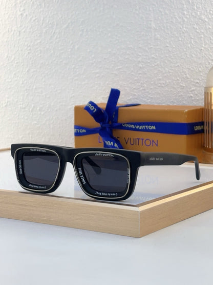 Louis Eyewear SIZE: 50-24-145
