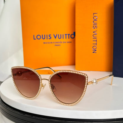 Louis Eyewear SIZE: