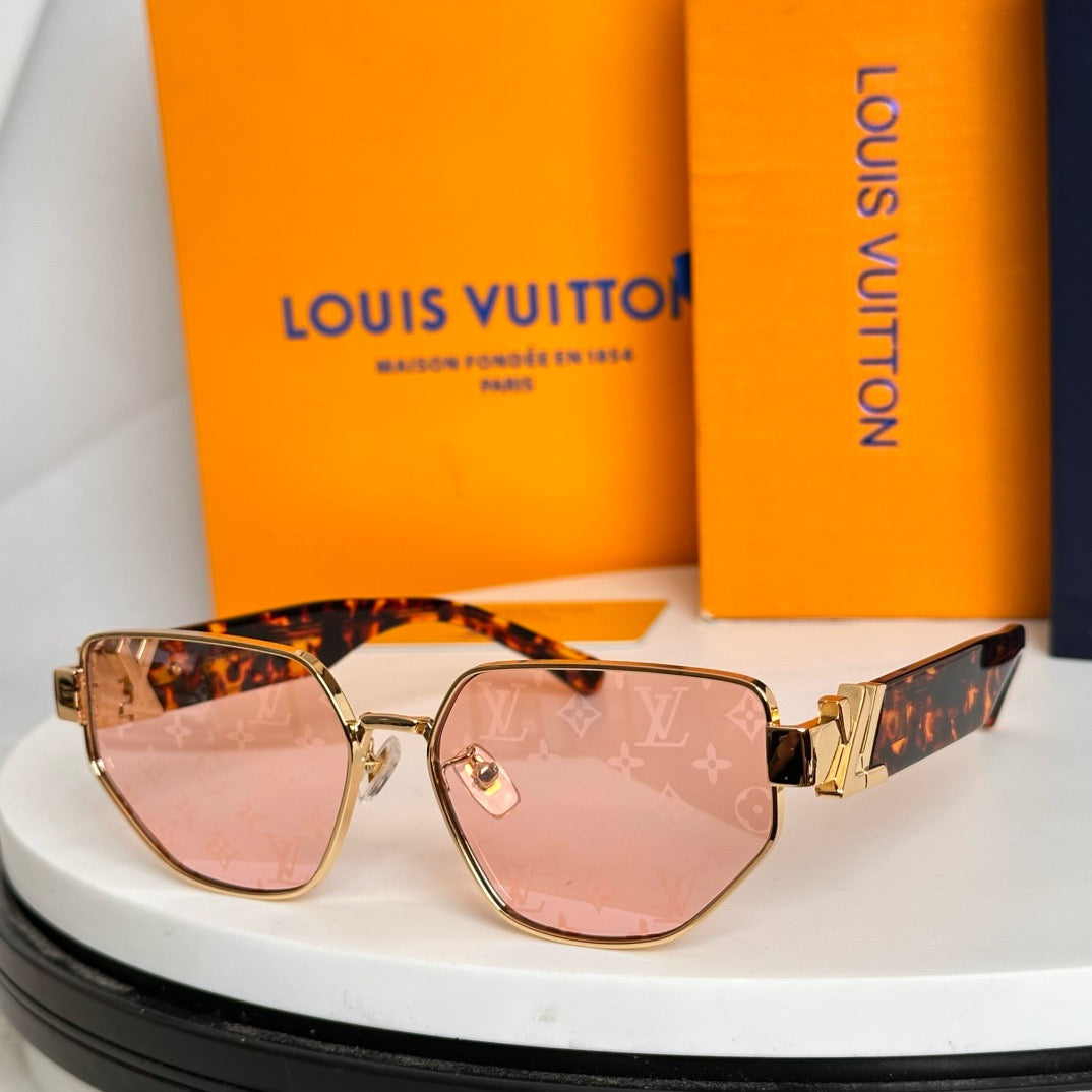Louis Eyewear SIZE: 57-16-140