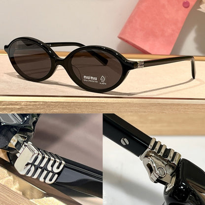 MIU MI* Eyewear SIZE: 50-18-140