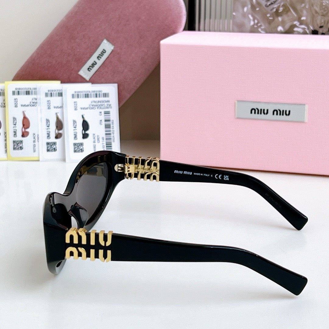 MIU MI* Eyewear SIZE: 59-17-130