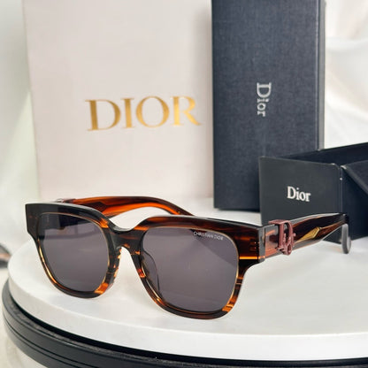 DI*R Eyewear SIZE: