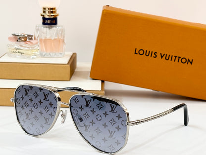 Louis Eyewear SIZE: 58-15-140