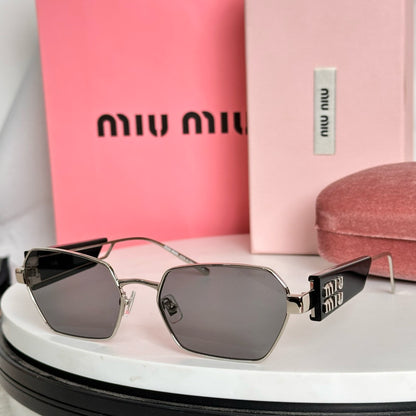 MIU MI* Eyewear SIZE: 58-18-140