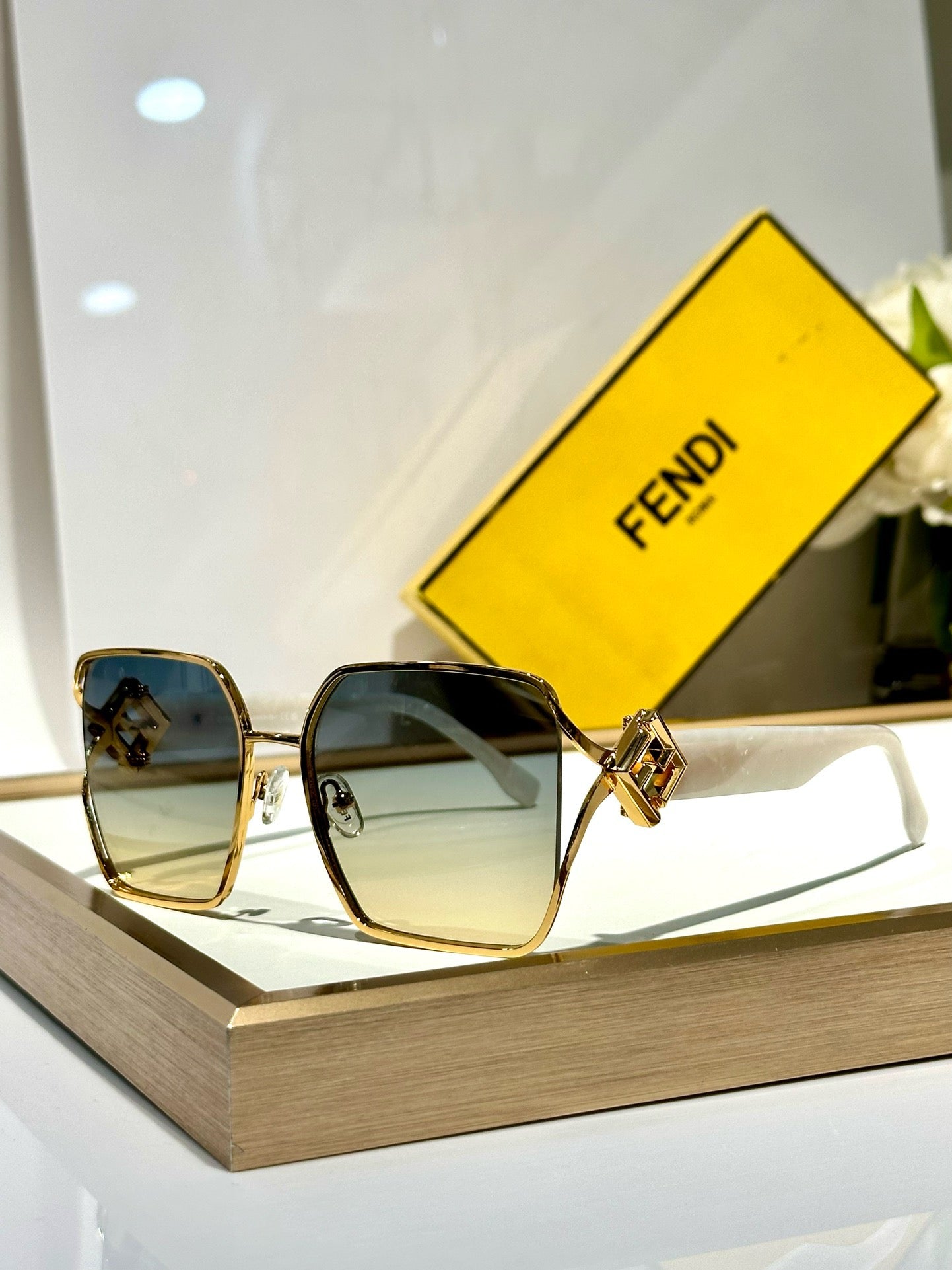 FEND* Eyewear SIZE: 50-21-135