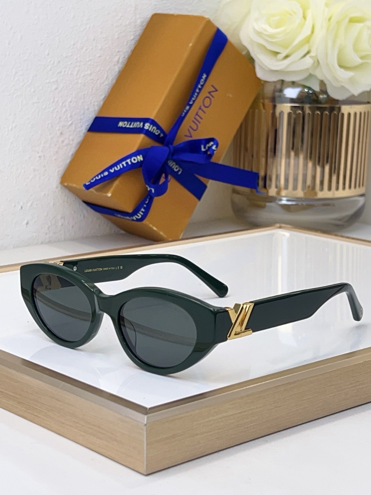Louis Eyewear SIZE: 51-20-140