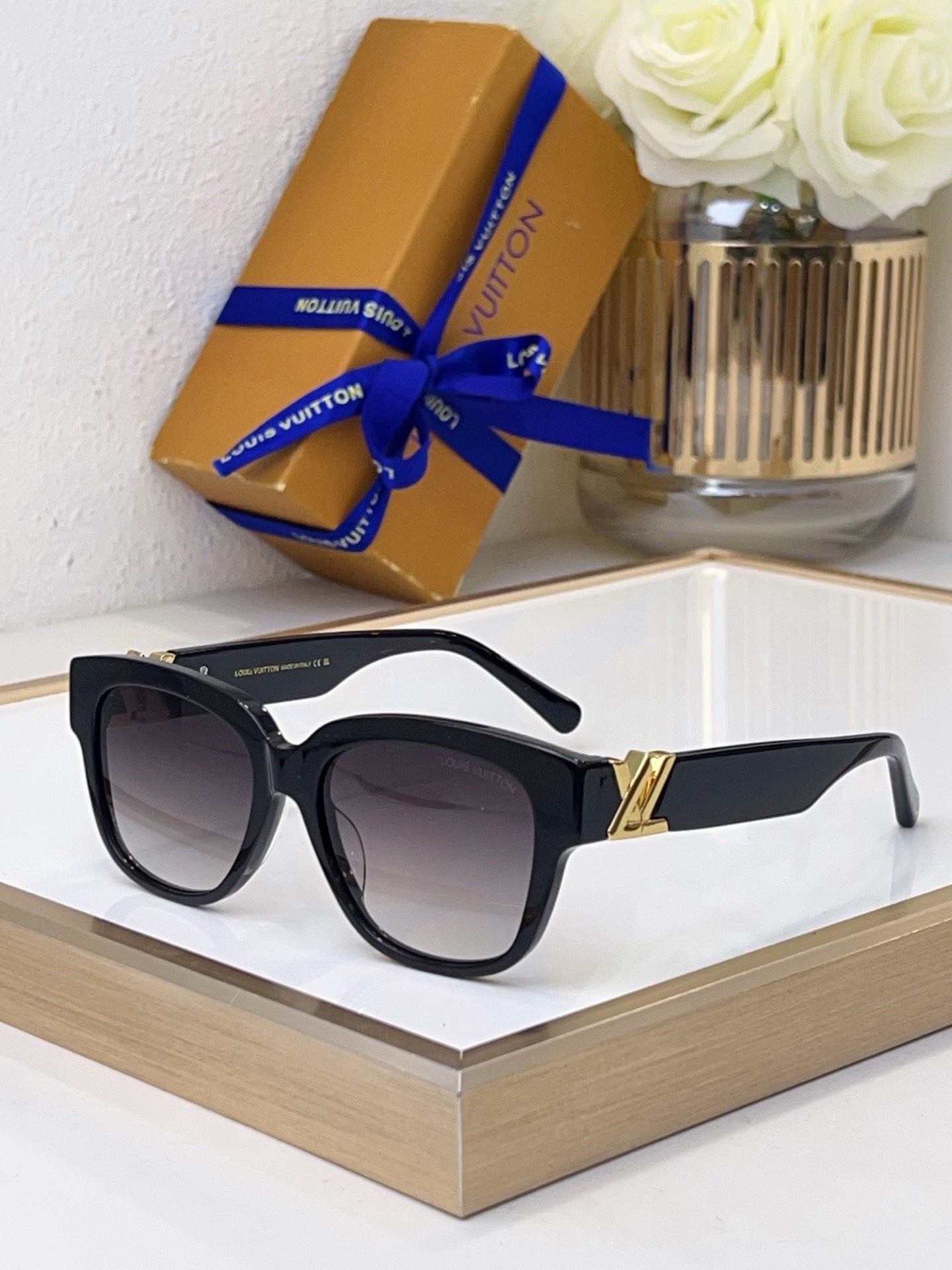 Louis Eyewear SIZE: 53-18-140