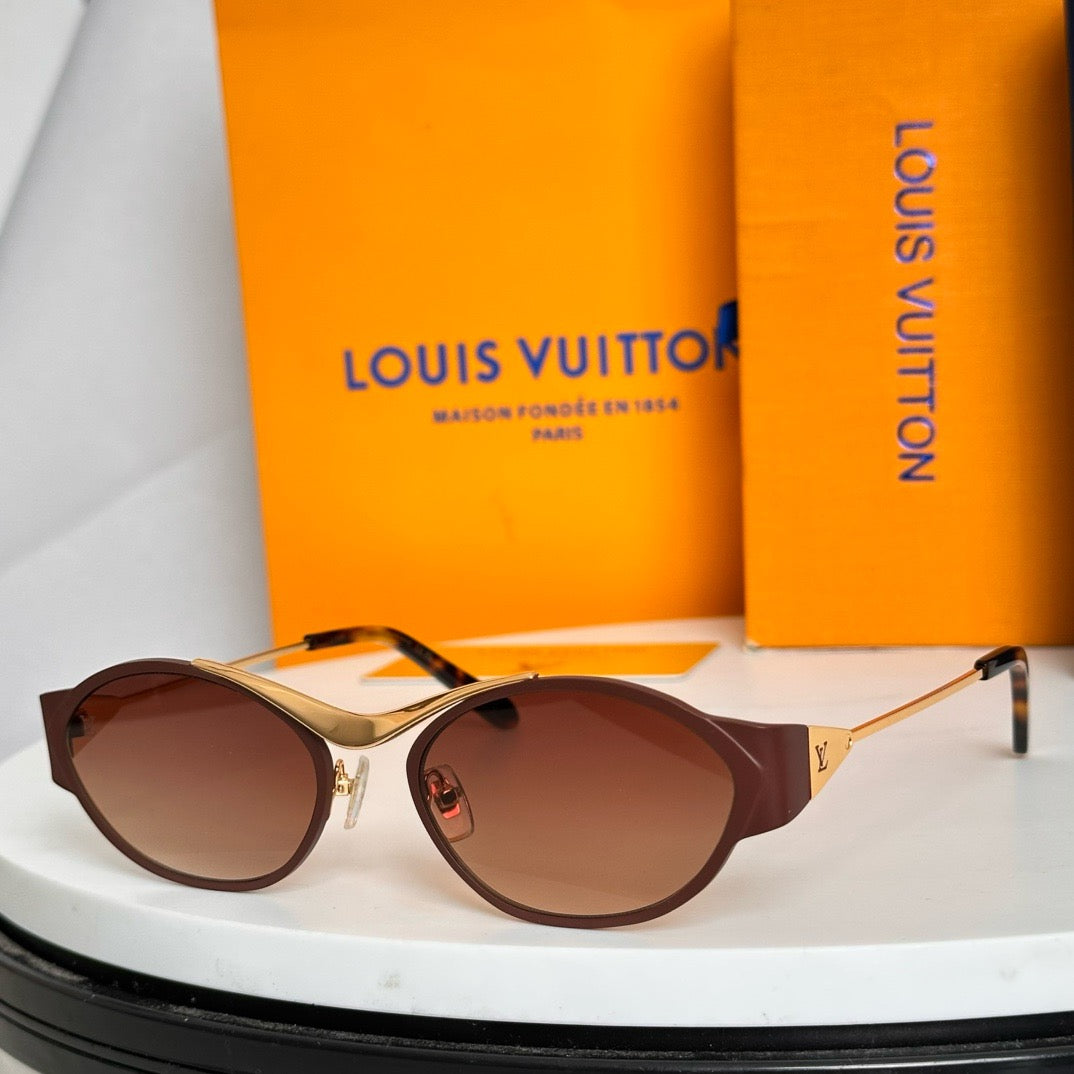 Louis Eyewear SIZE: 56-19-143