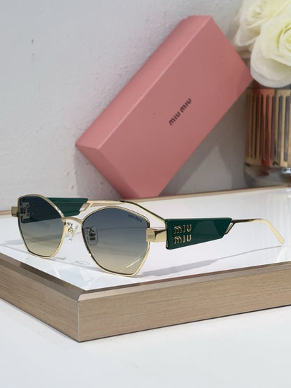 MIU MI* Eyewear SIZE: 55-18-145