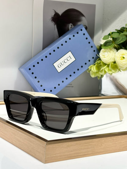 GG* Eyewear SIZE: 52-21-145