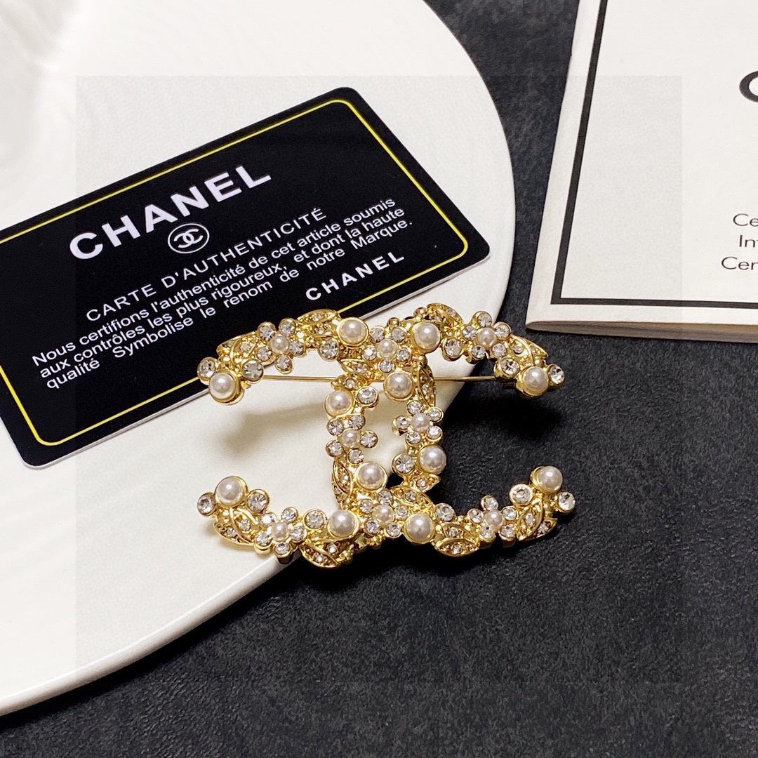 CC new arrival brooch 004