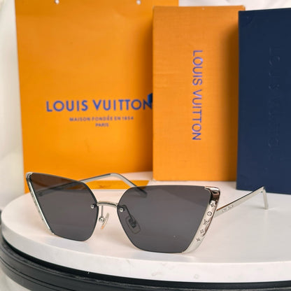 Louis Eyewear SIZE: