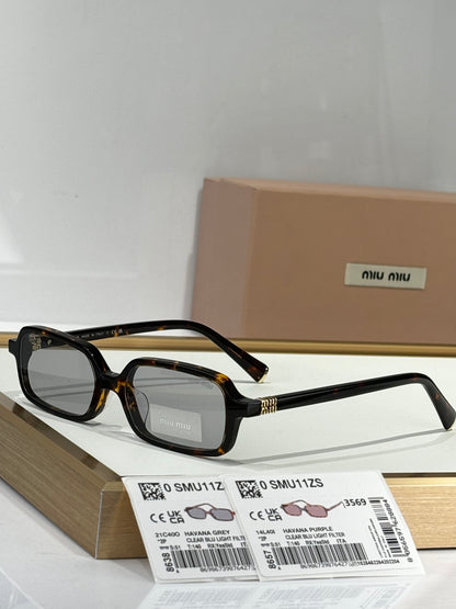 MIU MI* Eyewear SIZE: 51-16-140