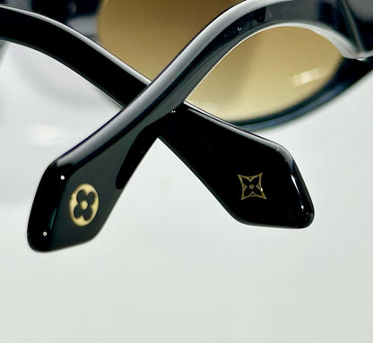 Louis Eyewear SIZE: 51-23-145