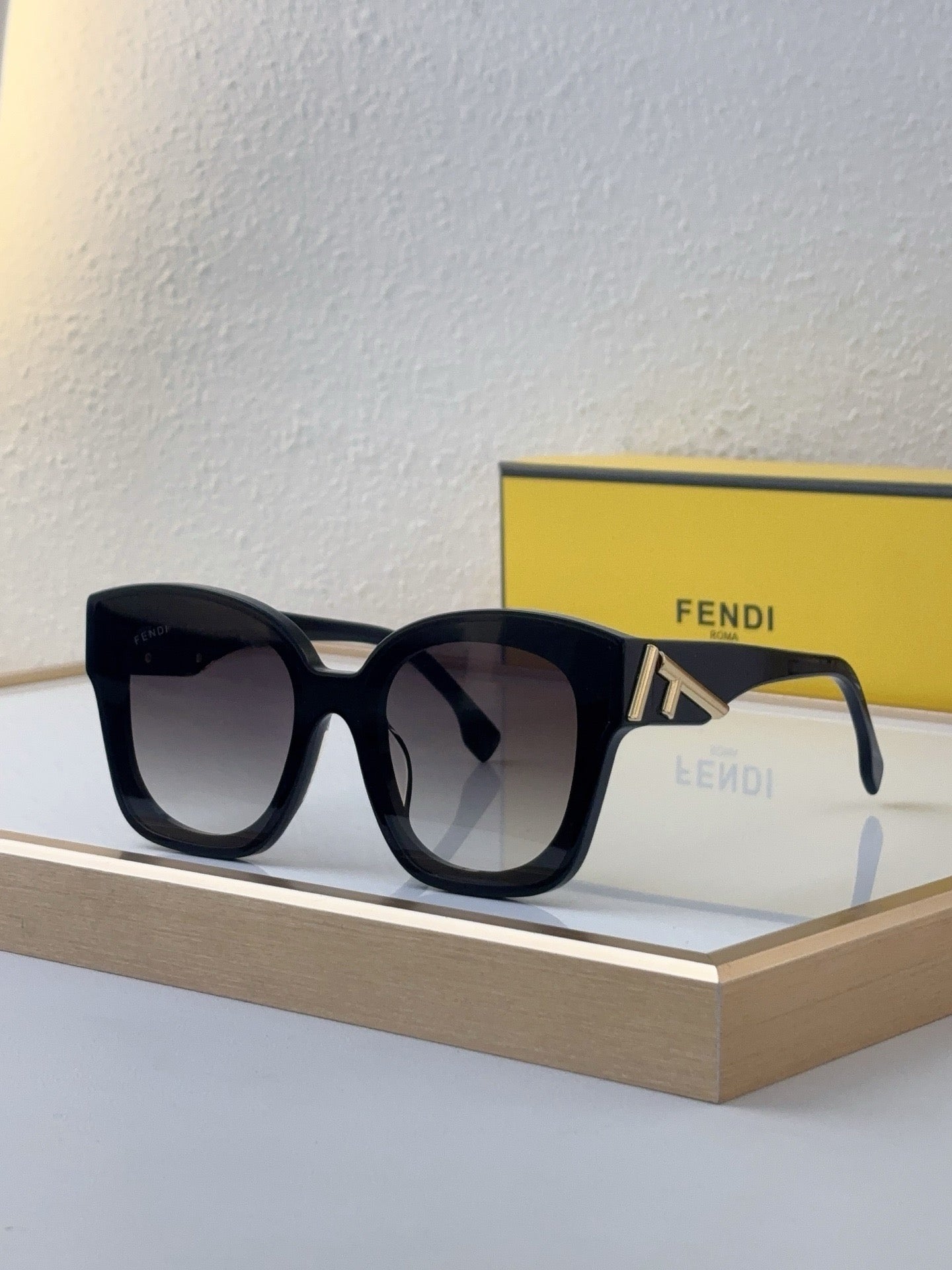 FEND* Eyewear SIZE: 60-20-140