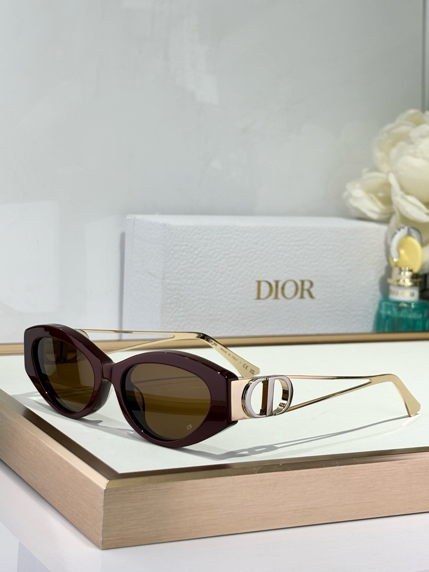 DI*R Eyewear SIZE:
