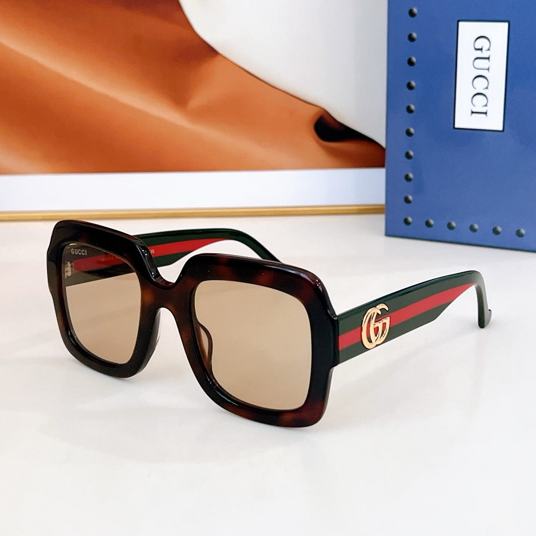 GG* Eyewear SIZE: 146-0-122