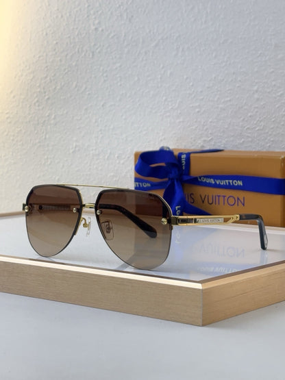 Louis Eyewear SIZE: 62-13-145