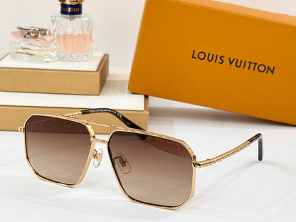 Louis Eyewear SIZE: 62-12-145